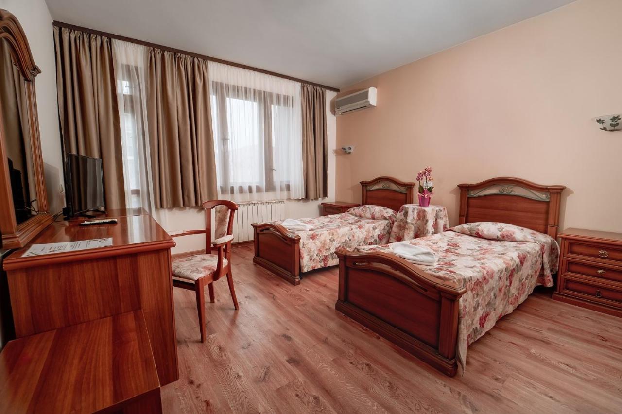 Hotel Winpalace Arbanasi Esterno foto